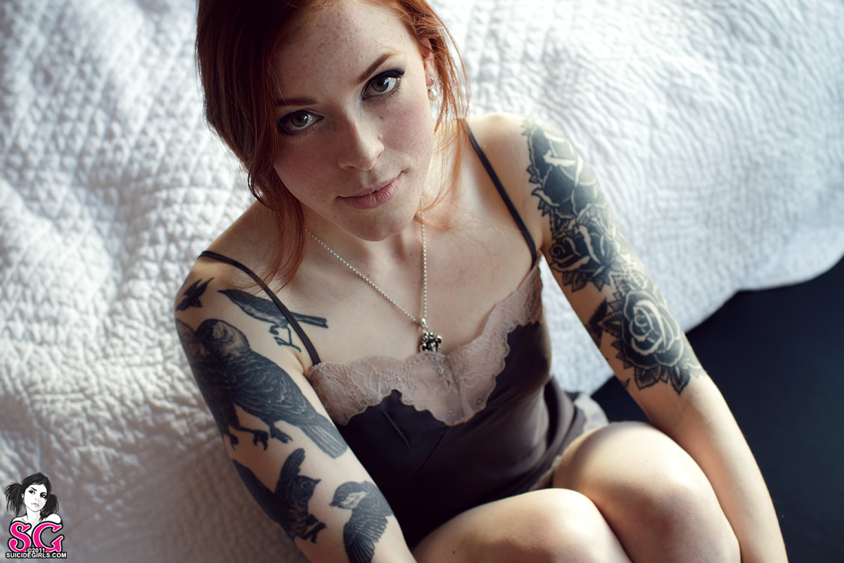 https://content3.bustybloom.com/suicidegirls.com/0018/[00-16].jpg