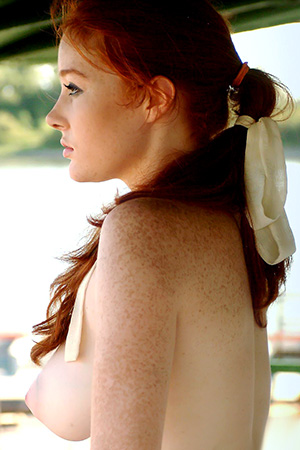 Domi in 'Bay' via Domai